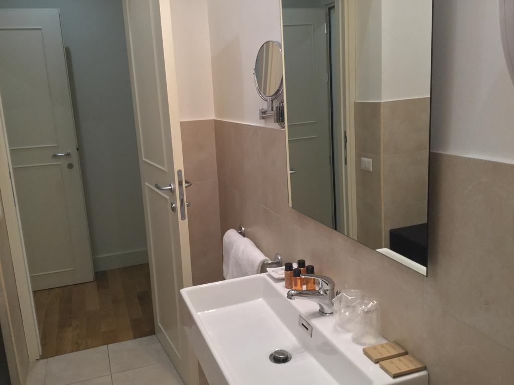 Rhome Terminal Guest House Рим Екстер'єр фото