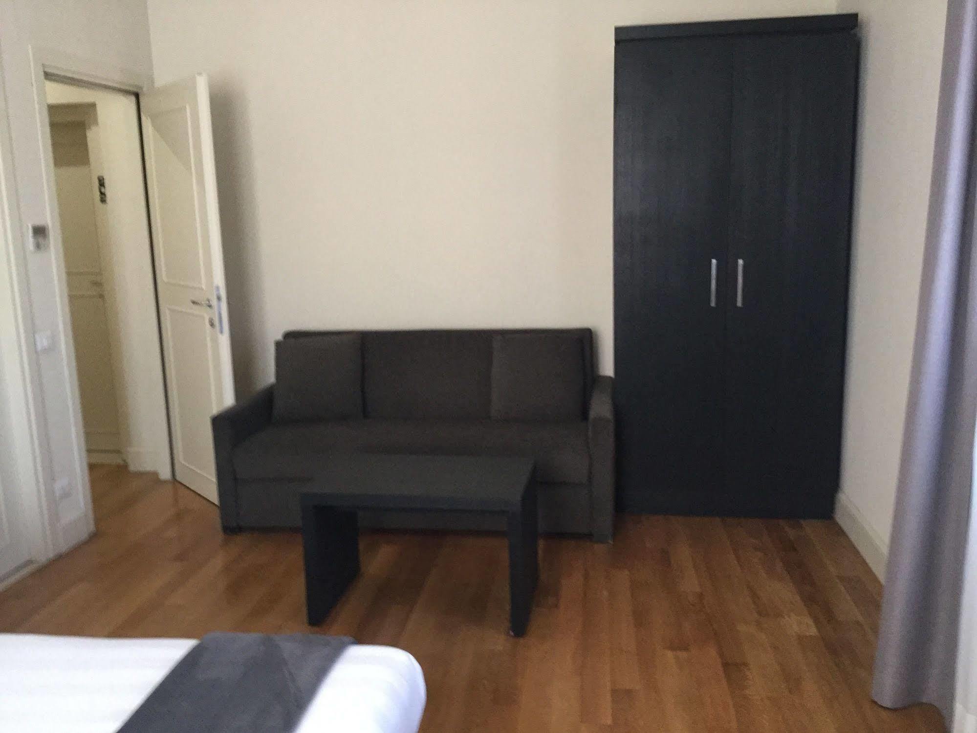 Rhome Terminal Guest House Рим Екстер'єр фото