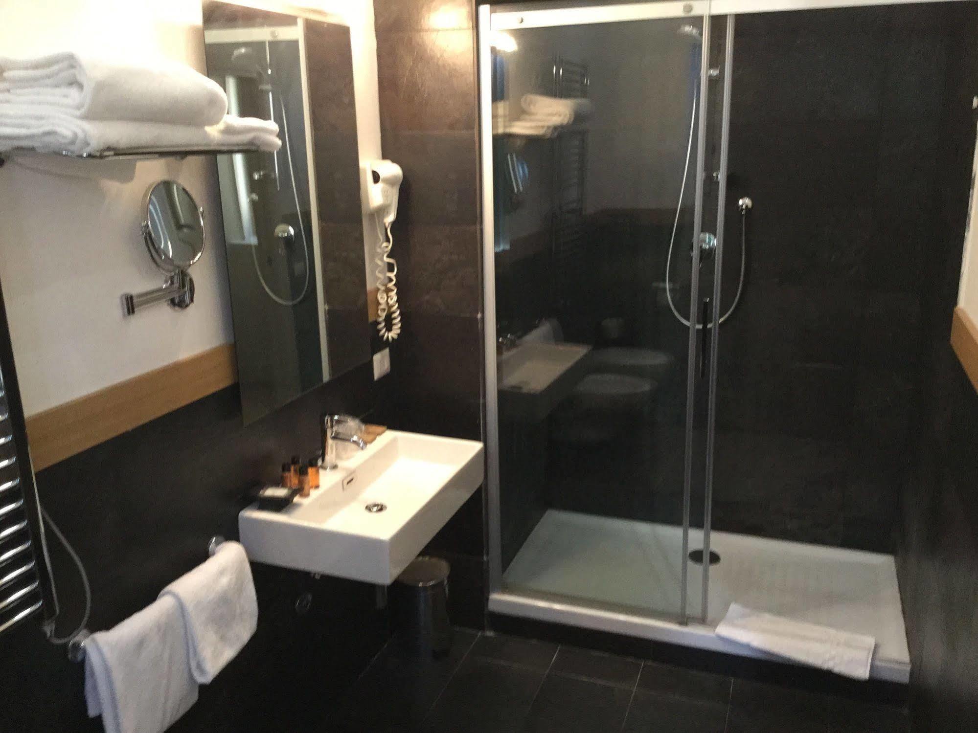 Rhome Terminal Guest House Рим Екстер'єр фото